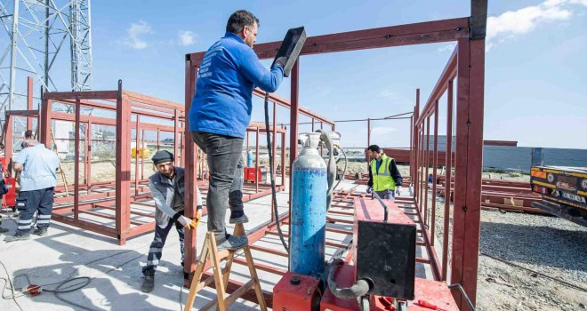 Hatay’da 200 aileyi barındıracak konteyner kent için yoğun çalışma