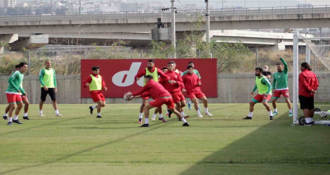 Karşıyaka 10 yıl sonra Bursaspor karşısında