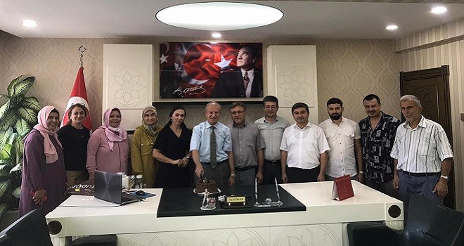 Karşıyaka Müftüsü Gürler'e sürpriz...