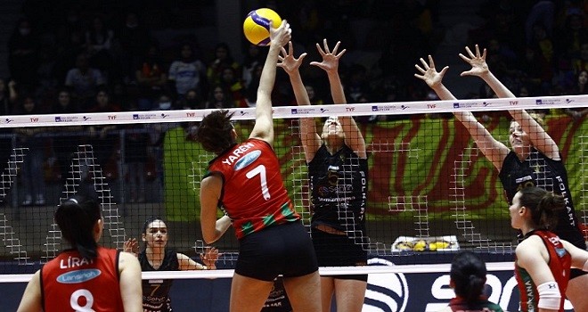 Nefes kesen derbiyi Kaf Kaf kazandı