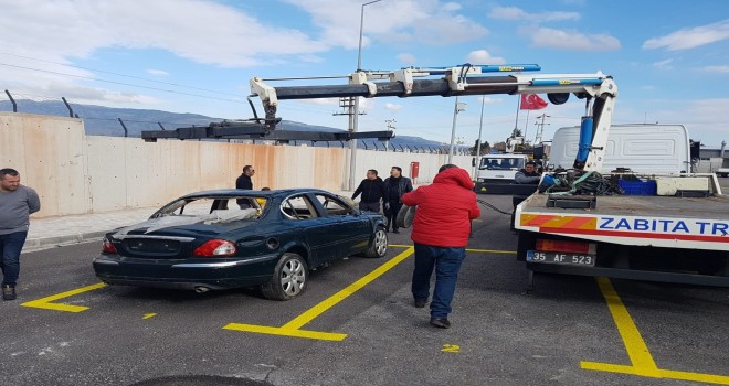 Hurda araçlar için otopark kuruldu