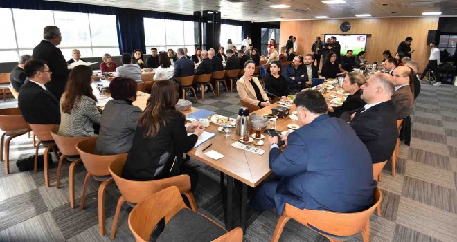 Yerel Yönetimler Eğitim Kurulu Kemalpaşa'da toplandı