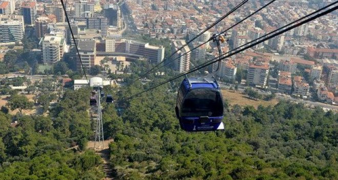 10 gün önce açılan teleferik bakıma alındı!..