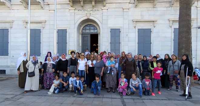 11 bin kadın kenti karış karış gezdi