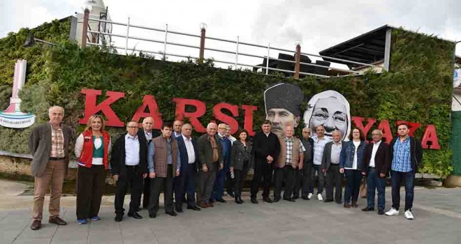 Karşıyaka'daki muhtarlar bir araya geldi