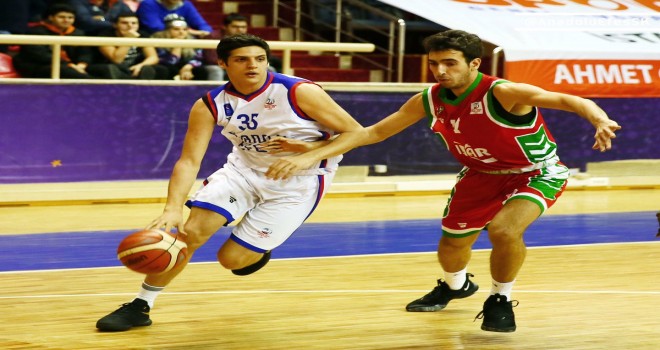 Pınar Karşıyaka'nın gençleri Efes'i devirdi