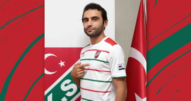 Karşıyaka'dan orta sahaya takviye...