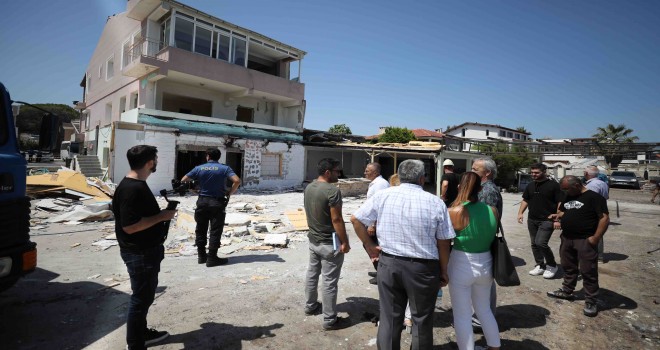 Narlıdere'de imara aykırı yapılarla mücadele sürüyor