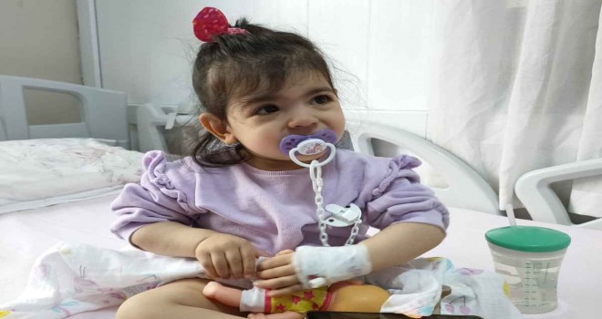 Haydi İzmir, Azra’nın elinden tut