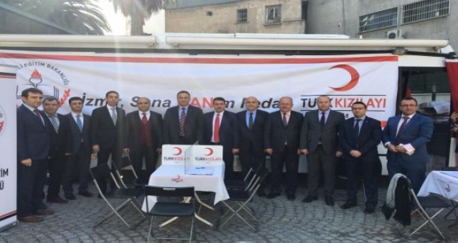 15 Temmuz kahramanları anısına ''İzmir Sana Kanım Feda'' projesi