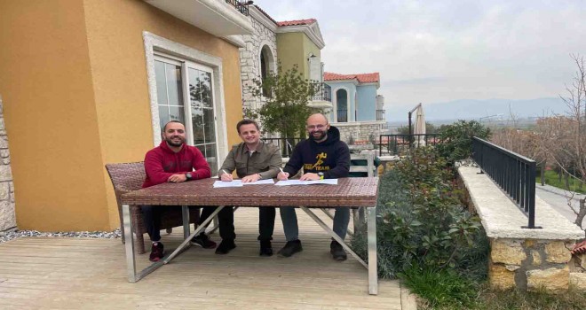 Karşıyaka One Team'e sponsor