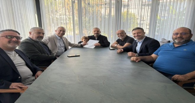 Şenol Aslanoğlu'na ilk destek Karşıyaka'dan