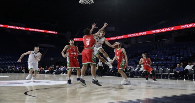 Pınar Karşıyaka'nın gençleri 4.oldu