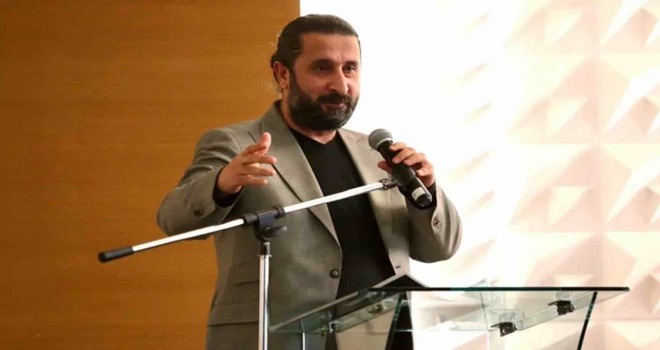 Ak Parti'li Öztürk'ten üst geçit projesi için ''zihni sinir'' benzetmesi