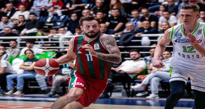 Karşıyaka son sıradaki Merkezefendi Belediyesi Basket'e farklı kaybetti