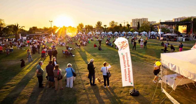 Karşıyaka'da çifte festival