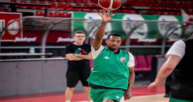 Pınar Karşıyaka, Galatasaray deplasmanında