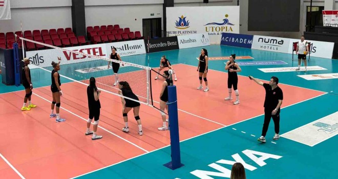 İnfo Yatırım Karşıyaka yarı final grubunda ilk maçına çıkıyor