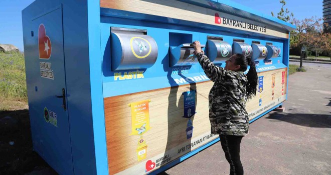 Bayraklı Belediyesi'nden geri dönüşüme büyük destek