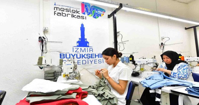 Altın İğne Projesi’yle kadınlar iş hayatına emin adım atıyor