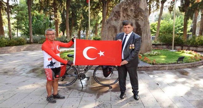 Zübeyde Ana'dan Şerife Bacı'ya