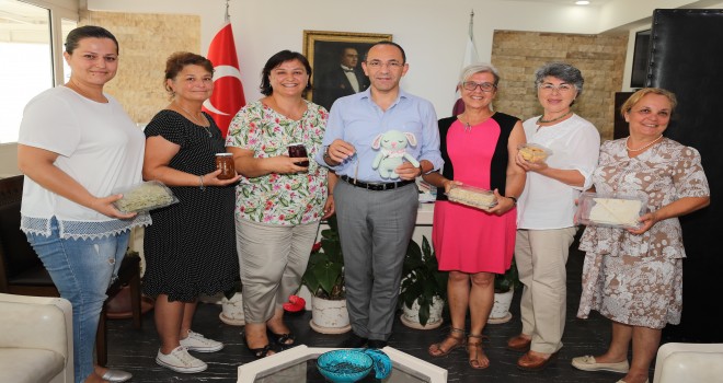 Urlalı amazonlardan ''Sakız'' atağı