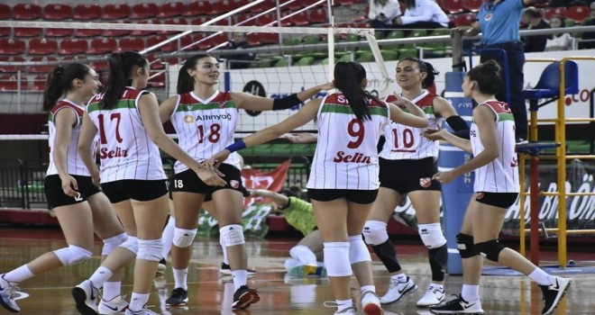 Filede Kaf Kaf, Özateş'i konuk ediyor