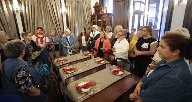 Konak’ta ileri yaşa özel kutlama