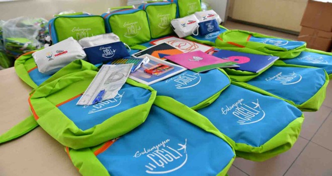 Çiğli Belediyesi'nin eğitime desteği sürüyor