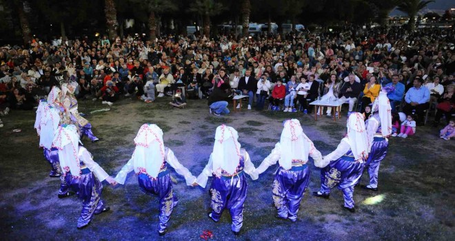 Karşıyaka’yı Hıdırellez coşkusu sardı
