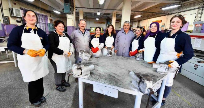 İzmir’de kadınlar ve gençler istihdamda daha fazla yer alacak