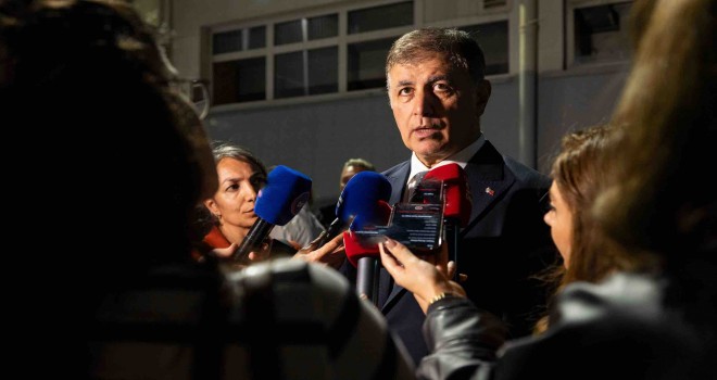 Başkan Tugay: Bazı ilçelerimizde yeterli çöp toplanmıyor