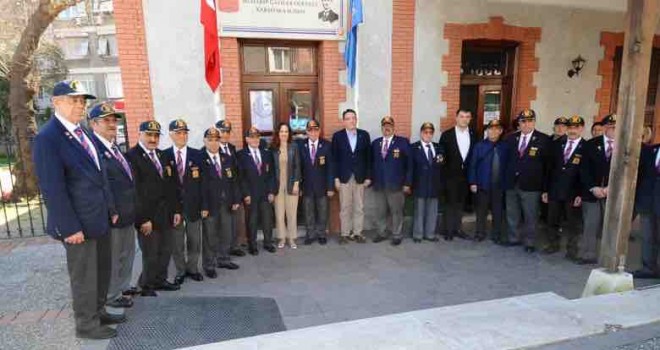 Ünsal'dan gazi, şehit aileleri, subay ve astsubay derneklerine ziyaret