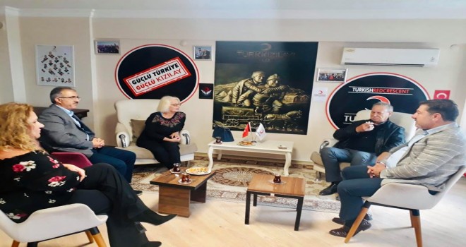 Türk Kızılay Karşıyaka'ya genel merkezden ziyaret