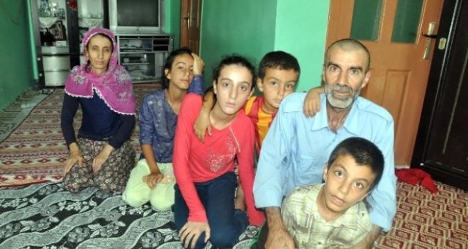 2 Çocukları Zihinsel Engelli Olan Aile Yardım Bekliyor