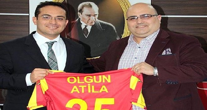 2 sponsor buldu, kulübe müdür oldu...