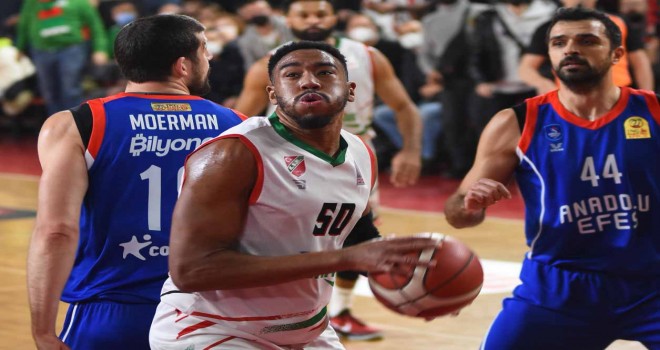 Pınar Karşıyaka, Anadolu Efes'i eli boş yolladı