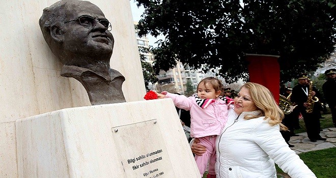 Uğur Mumcu ve demokrasi şehitleri anılıyor