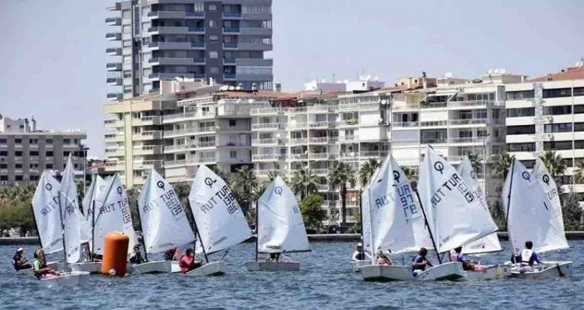 İzmir Büyükşehir Belediyesi'nden KSK Yelken'e destek