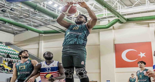 Bornova Belediyesi Karşıyaka, Bursa'da kazandı