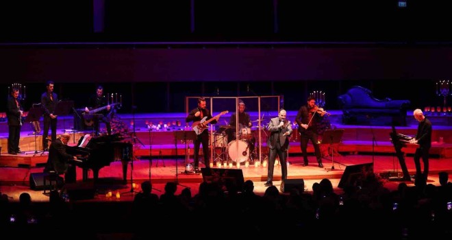 İzmirli opera sanatçısı, 30. sanat yılında İzmirliler ile buluştu