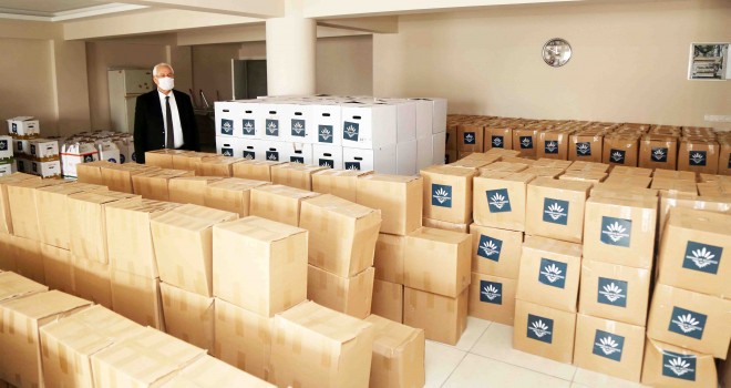 Karabağlar'da dayanışma kolilerinin sayısı artıyor