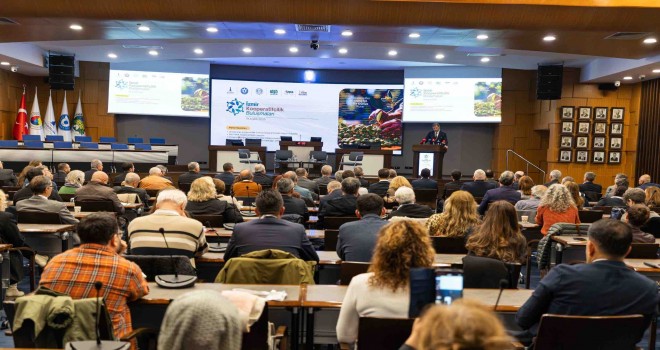 Başkan Tugay: Kooperatiflerle iş birliği içinde sorunları aşacağız