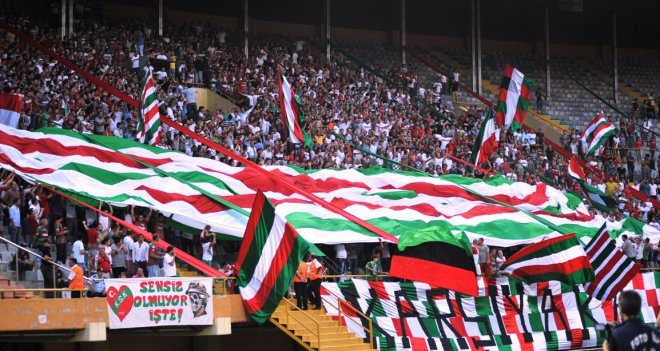 250 Karşıyaka aşığı bekleniyor...