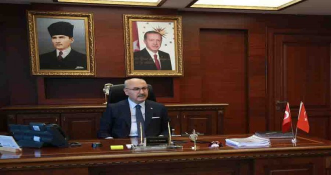 İzmir Valisi'nden 15 Temmuz Demokrasi ve Milli Birlik Günü mesajı