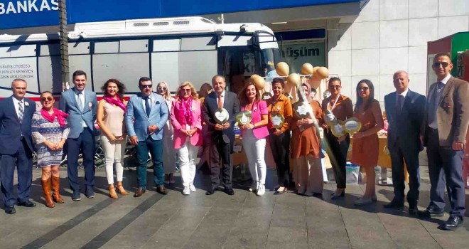 Karşıyakalı iş kadınlarından emziren annelere destek