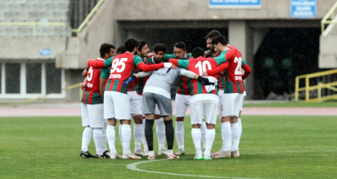 Karşıyaka yeni teknik adam için acele etmeyecek