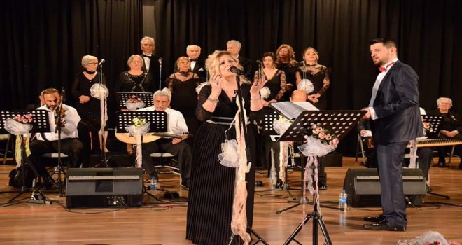 Konserlerini Muazzez Ersoy'a ithaf ediyorlar