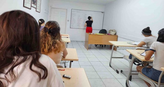 Çiğli’de A2 seviye İngilizce kursu başladı