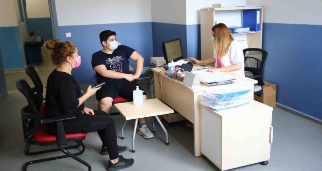 Bayraklı Belediyesi'nden öğrencilere tercih desteği